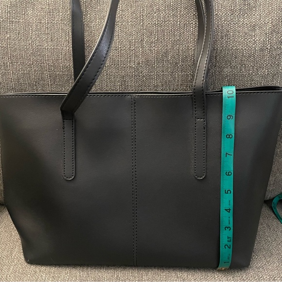 Faux Leather Triple Compartment Tote Bag in black with zippered top closure - Picture 14 of 14